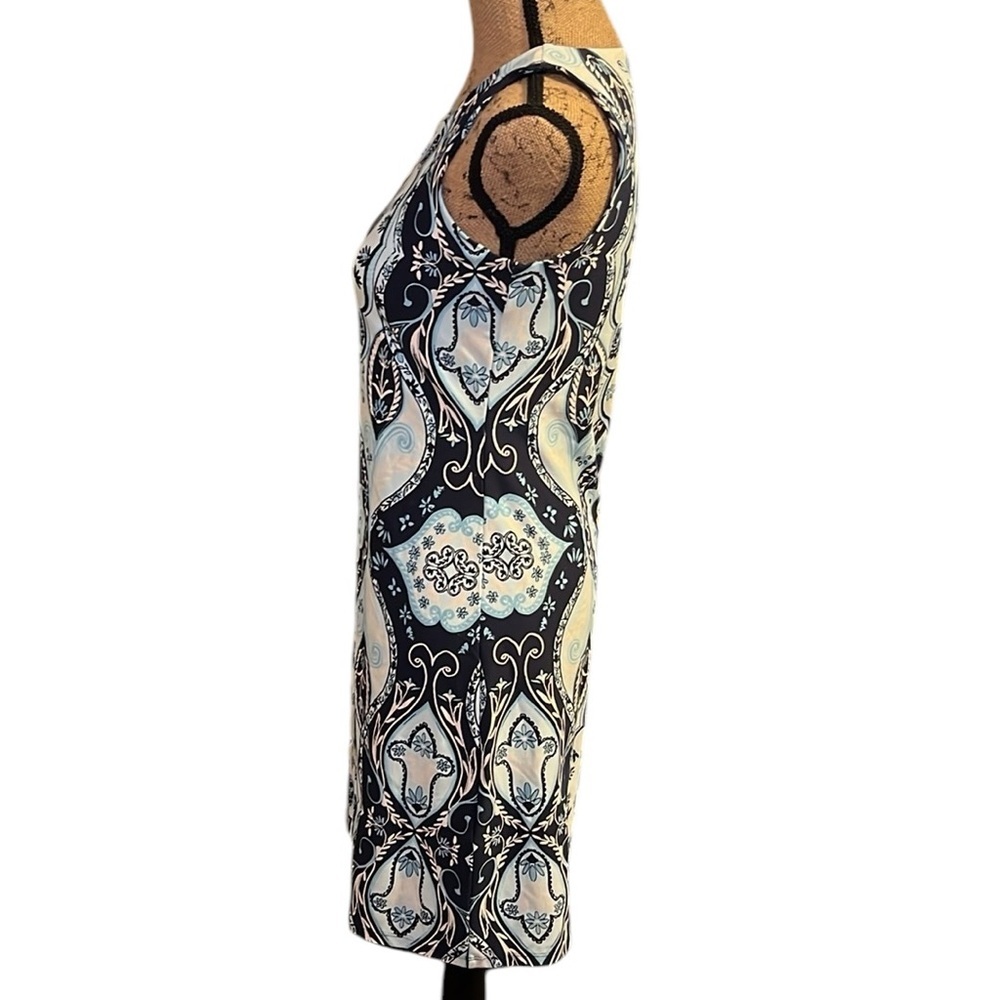 Charter Club Bodycon Elegant Blue and White Patterned Dress - Picture 5 of 10
